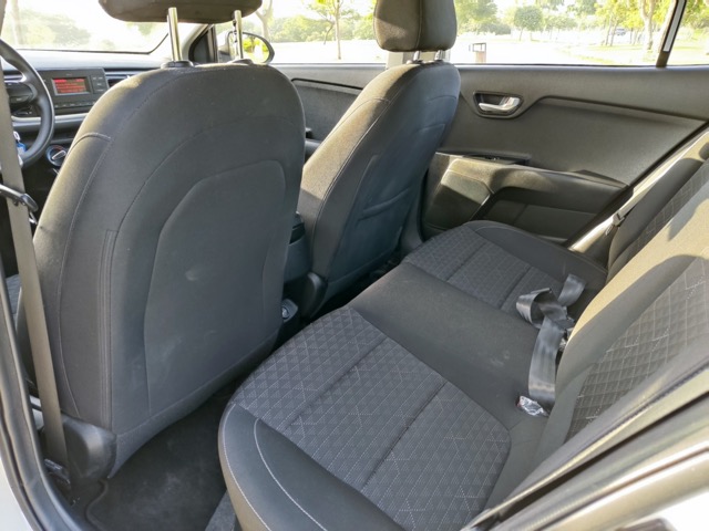 kia rio (8) Medium
