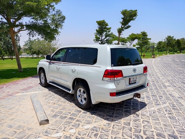 land cruiser (5) Medium