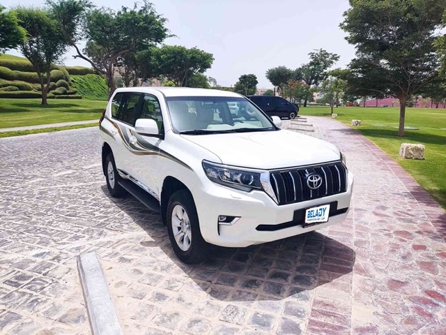 toyota prado (1) Medium