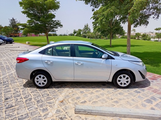 toyota yaris (6) Medium